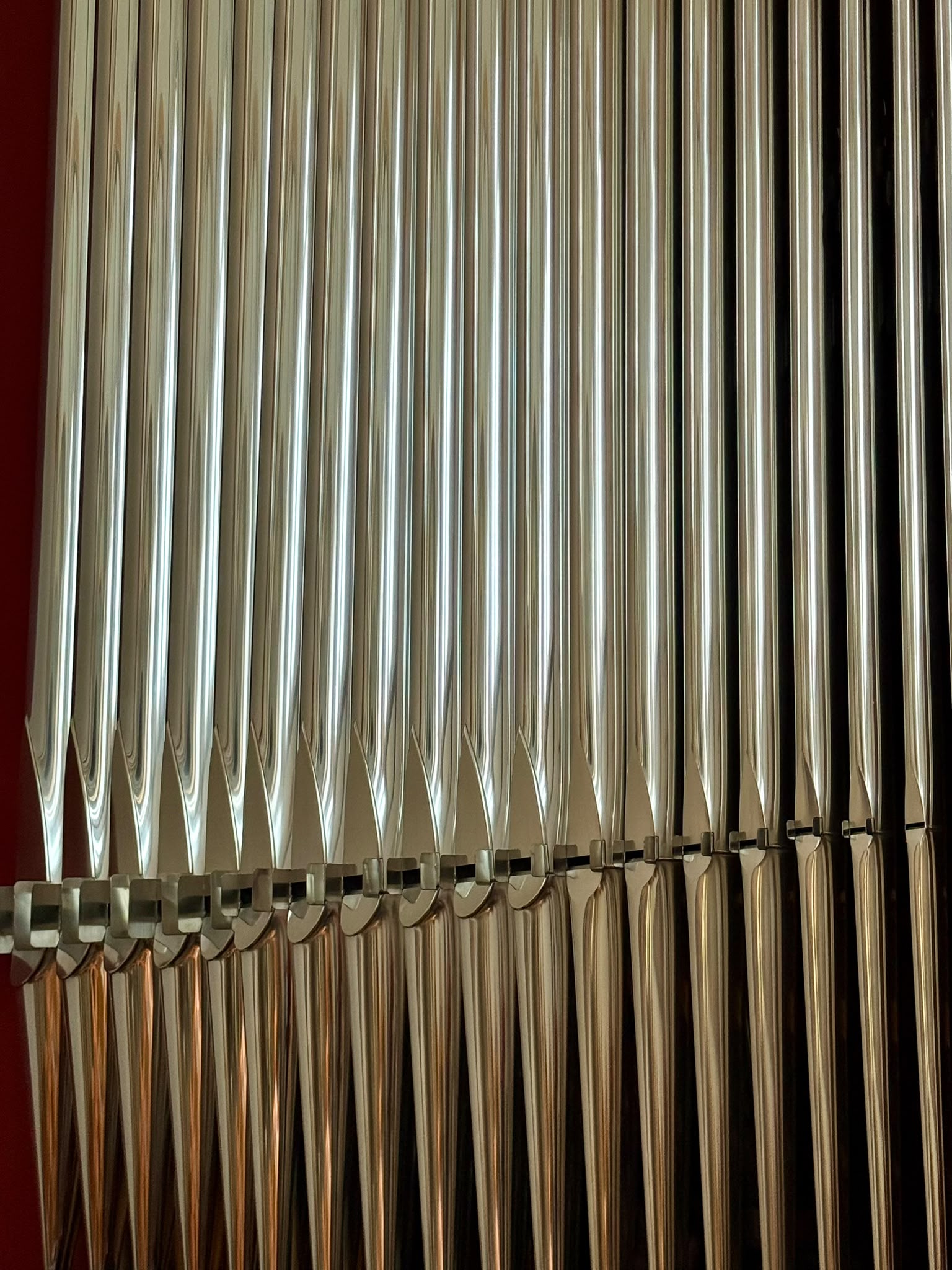 Orgel St. Sebastian ein Blick auf die Orgelpfeifen der renovierten Orgel in St. Sebastian Nettetal-Lobberich